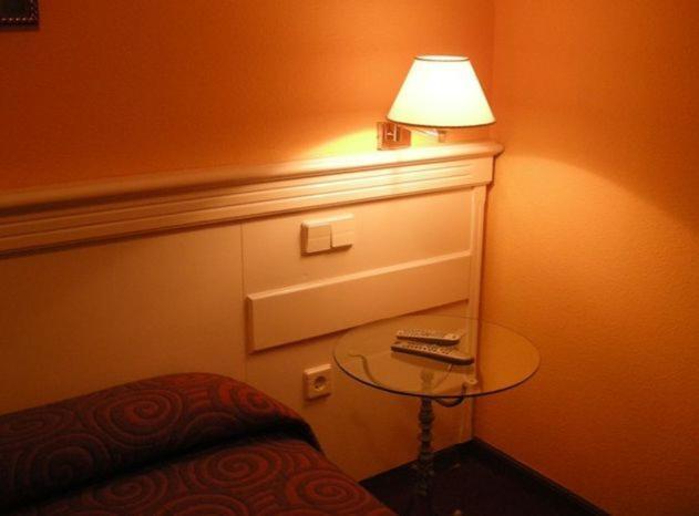 Hotel Amarica Vitoria-Gasteiz Room photo